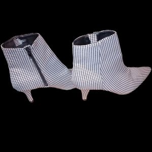 Size 8.8 rampage heels